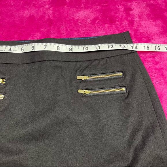 Banana Republic petite mini skirt - Picture 3 of 5